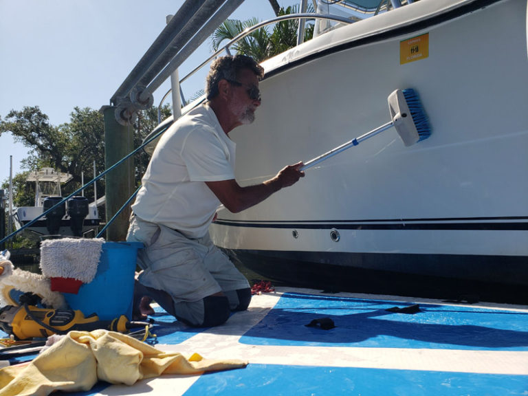 Boat Cleaning Services Topside Boat Cleaning